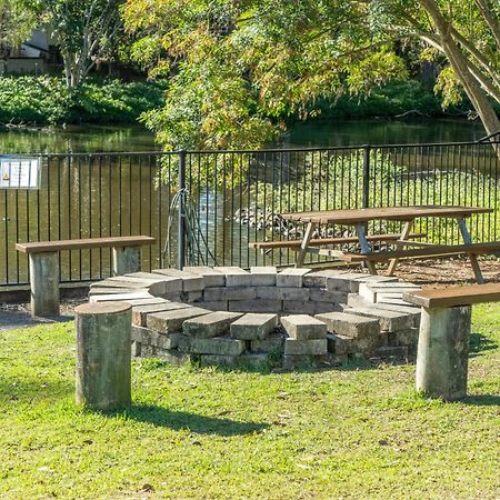 Landsborough Holiday Park Екстериор снимка